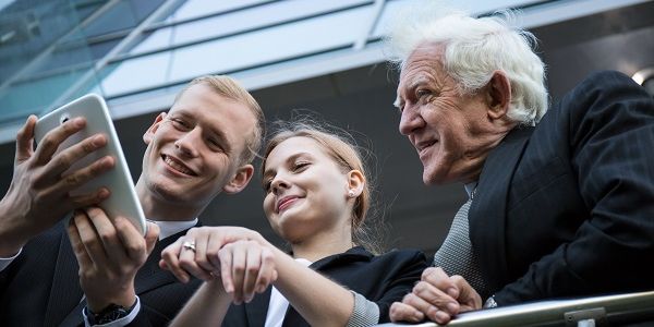 Wissenstransfer zwischen Generationen